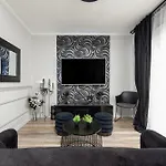 Ferienhaus Tiny Pool House