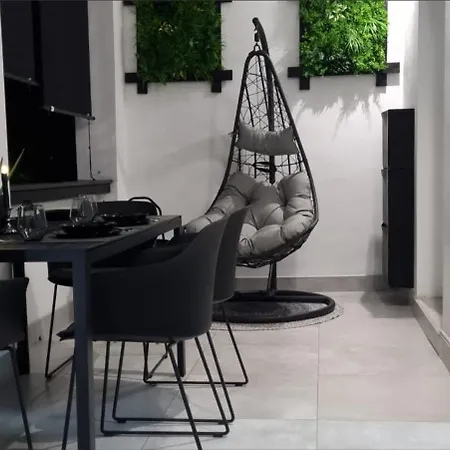 Vakantiehuis Tiny Pool House