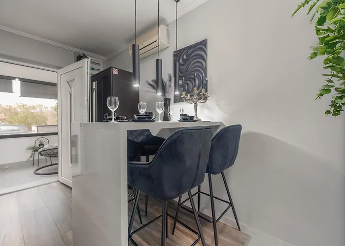 Vakantiehuis Tiny Pool House