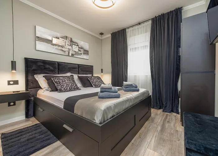 Tiny Pool House Vakantiehuis *