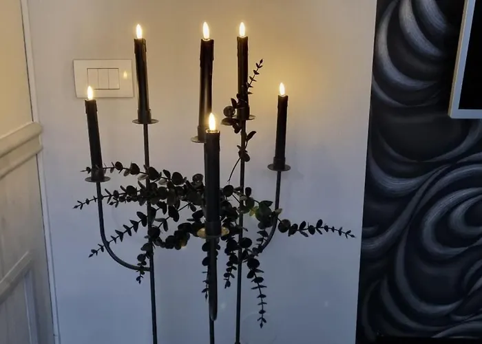 Tiny Pool House Vikendica